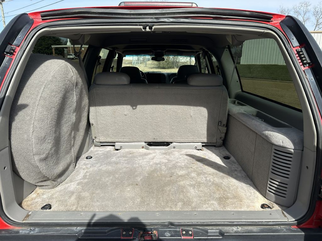 1998 Chevrolet Suburban Image 32