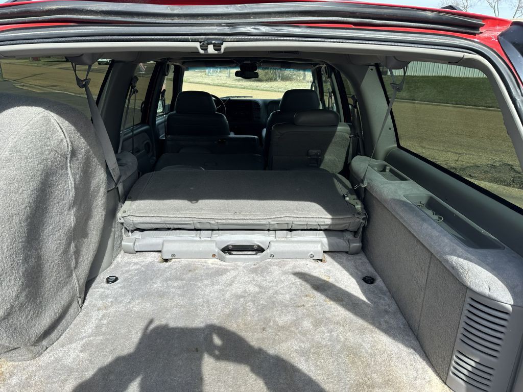 1998 Chevrolet Suburban Image 33