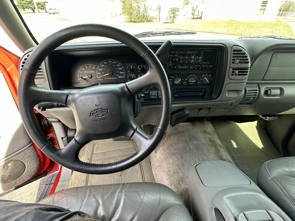 1998 Chevrolet Suburban Image 44