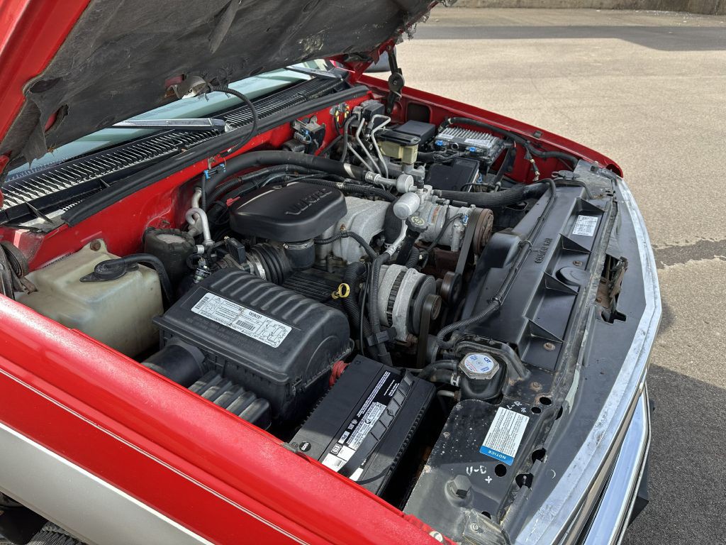 1998 Chevrolet Suburban Image 51