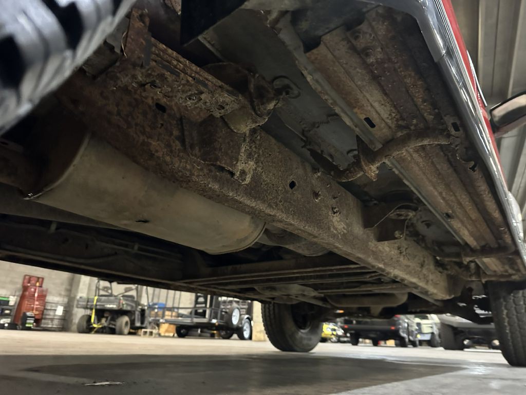 1998 Chevrolet Suburban Image 53