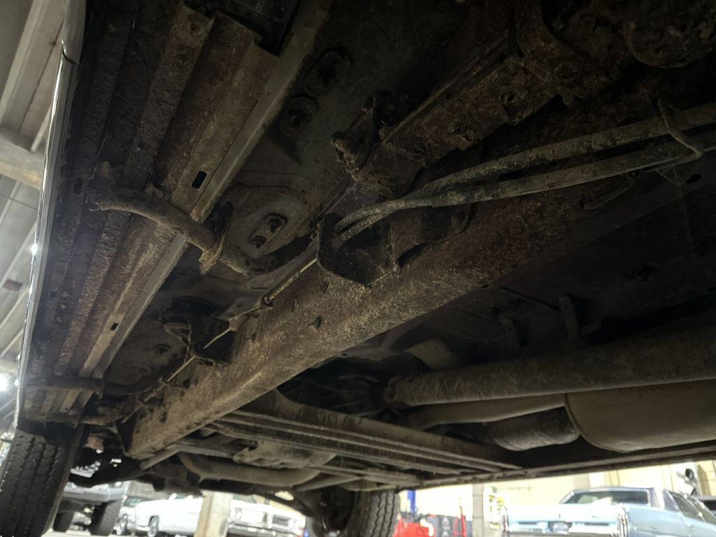 1998 Chevrolet Suburban Image 57