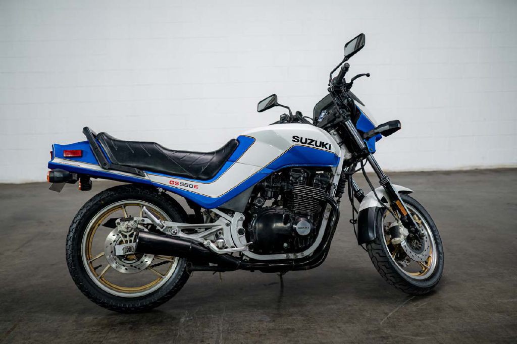 1985 Suzuki Gs550e Image 2