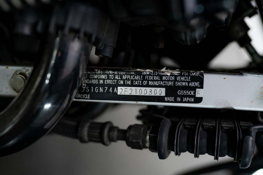 1985 Suzuki Gs550e Image 8