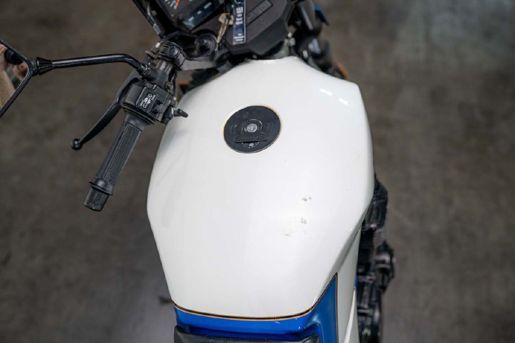 1985 Suzuki Gs550e Image 28