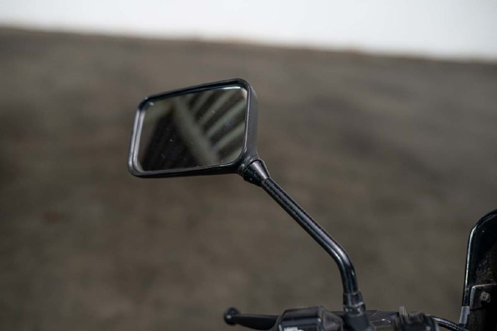 1985 Suzuki Gs550e Image 33