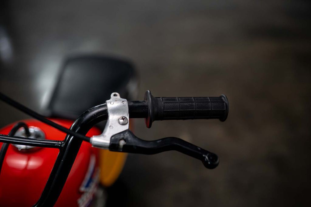 1984 Honda Z50R Image 18