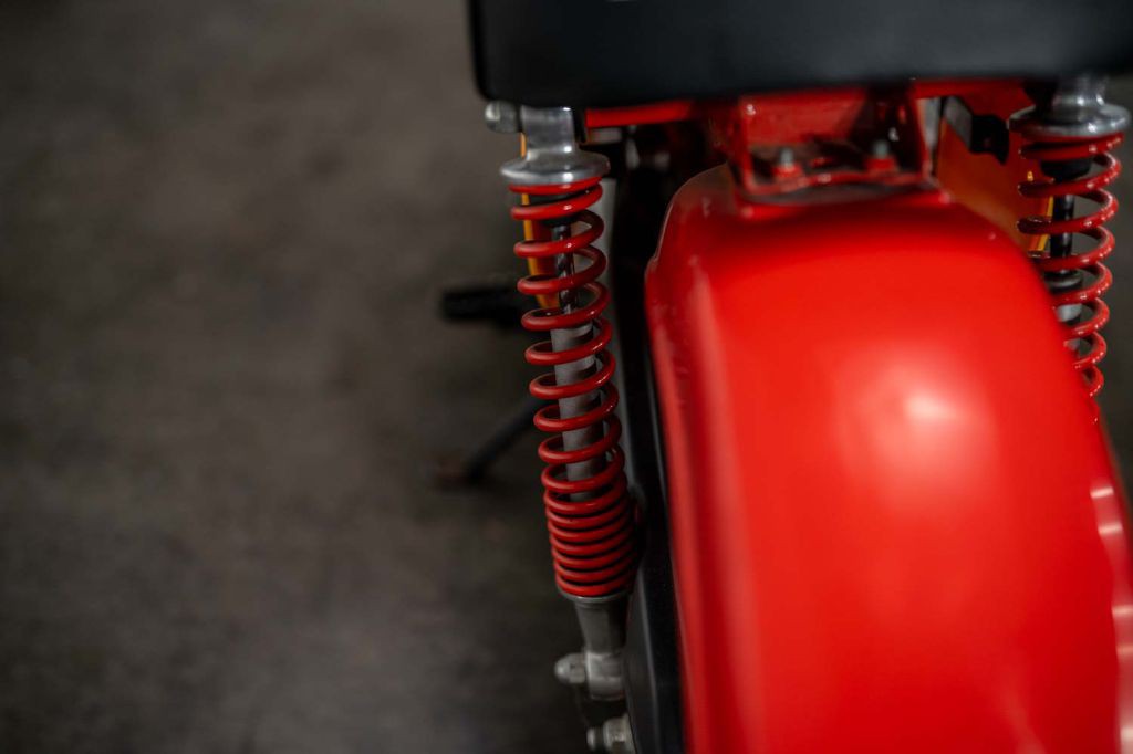 1984 Honda Z50R Image 25