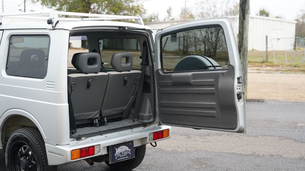 1997 Suzuki Jimny Image 28