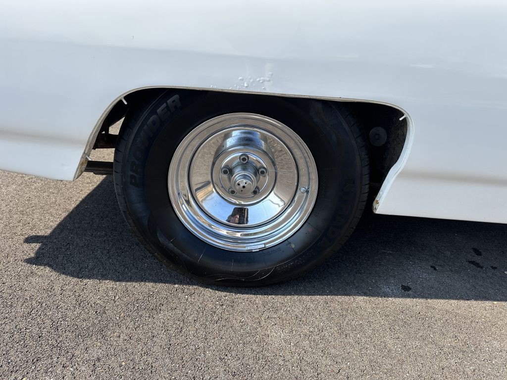 1961 Ford Thunderbird Image 14