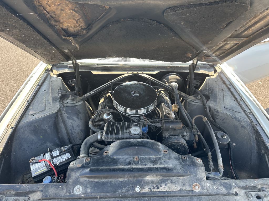 1961 Ford Thunderbird Image 45