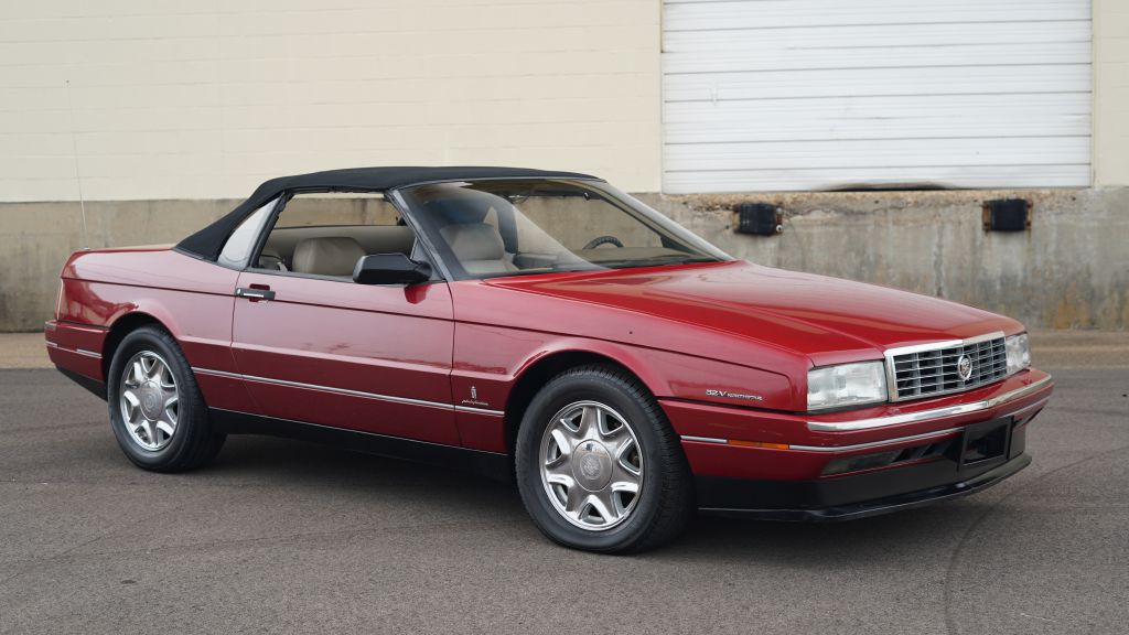 1993 Cadillac Allante Image 3