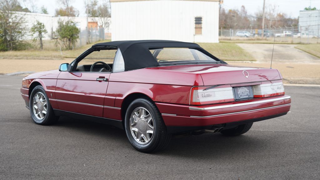 1993 Cadillac Allante Image 7