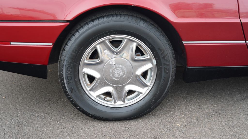 1993 Cadillac Allante Image 11