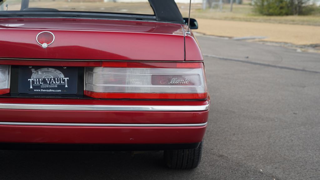 1993 Cadillac Allante Image 17
