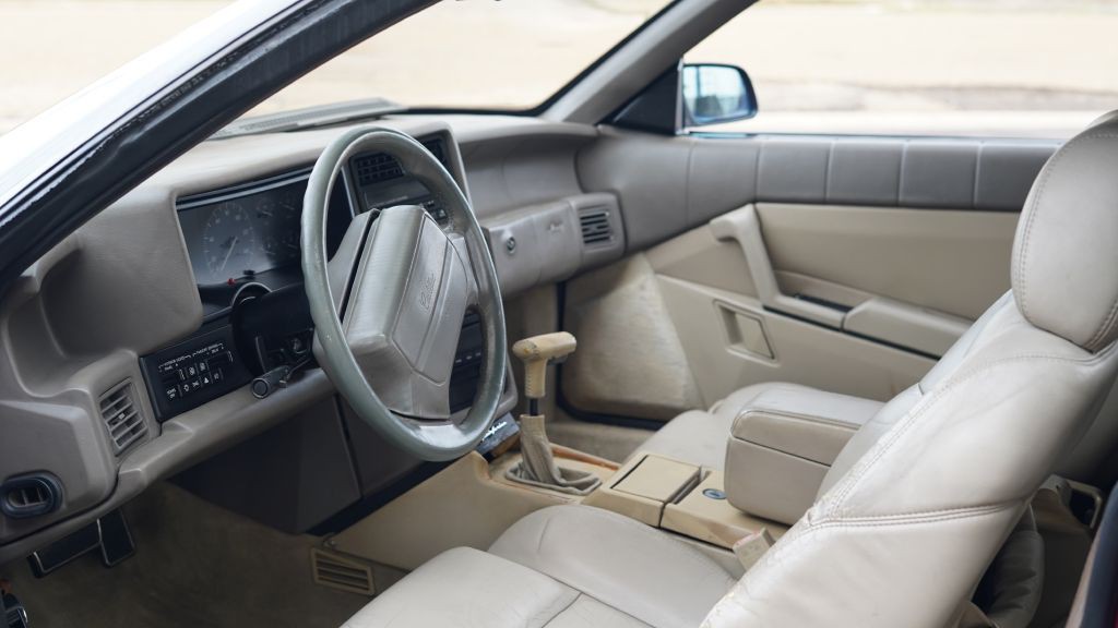 1993 Cadillac Allante Image 28