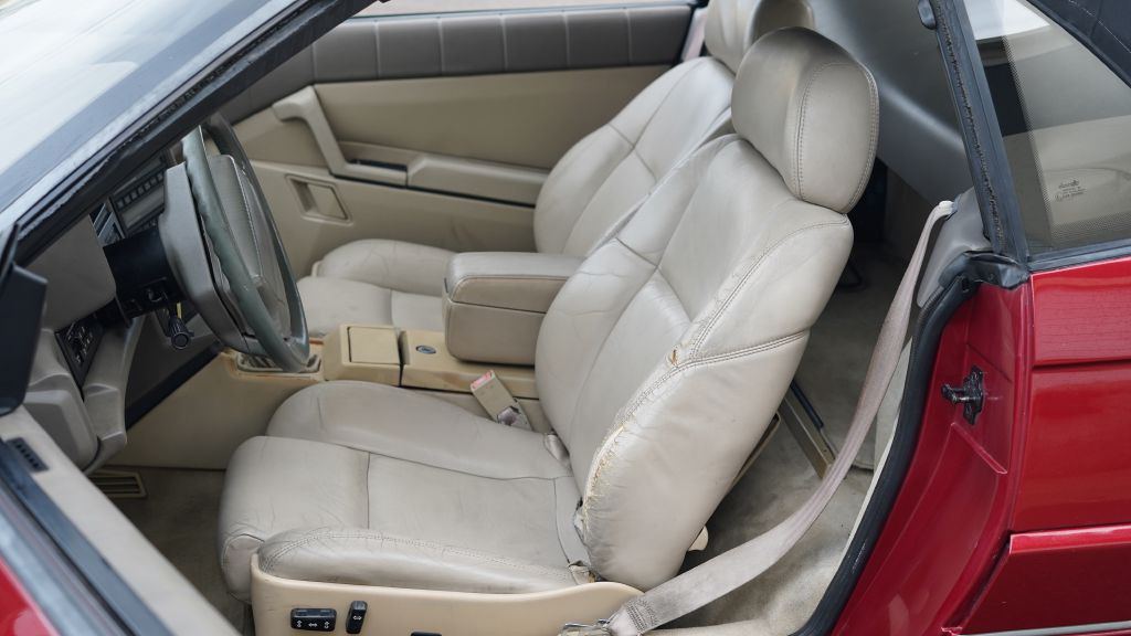 1993 Cadillac Allante Image 29