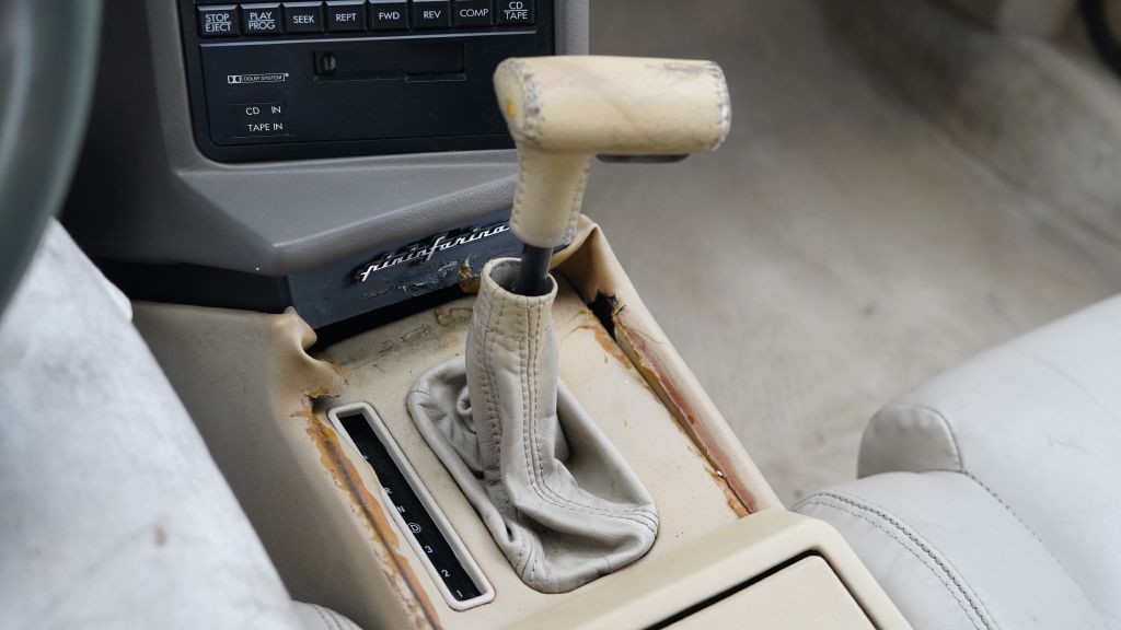 1993 Cadillac Allante Image 33