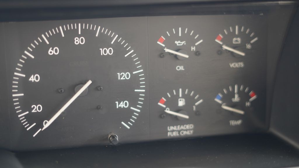 1993 Cadillac Allante Image 36