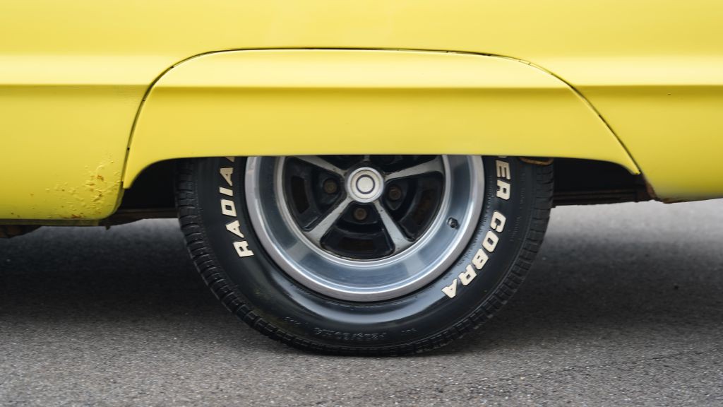 1966 Plymouth Fury Image 9