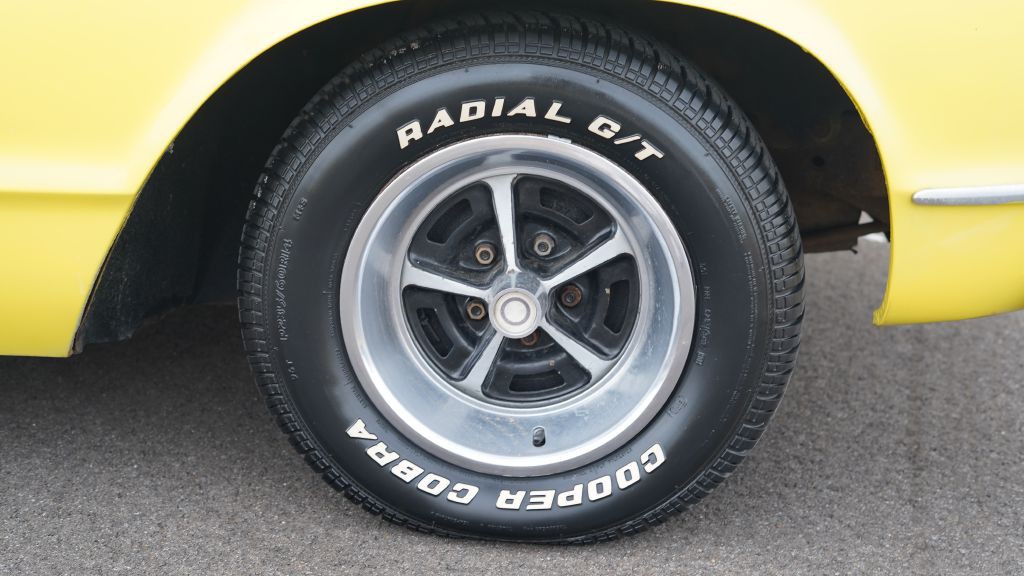 1966 Plymouth Fury Image 11