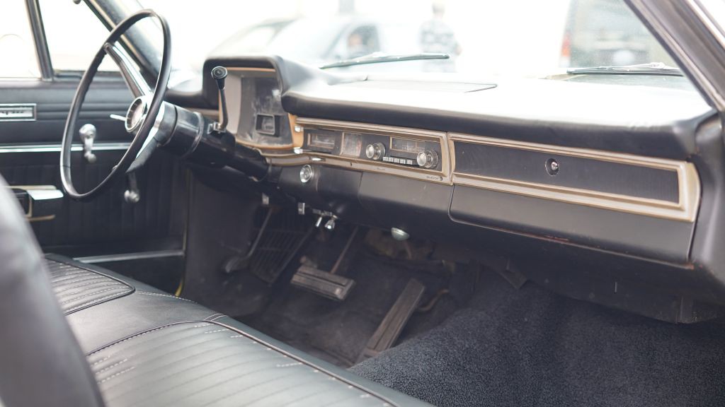 1966 Plymouth Fury Image 27