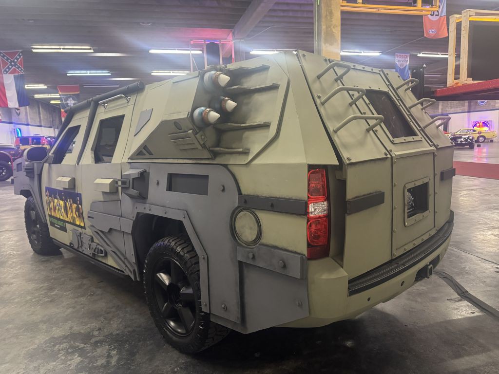 2012 Chevrolet Suburban Image 4