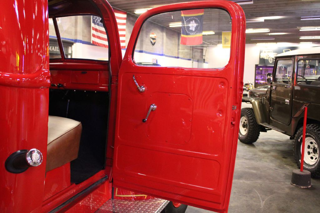 1941 Ford Fire Truck Image 7