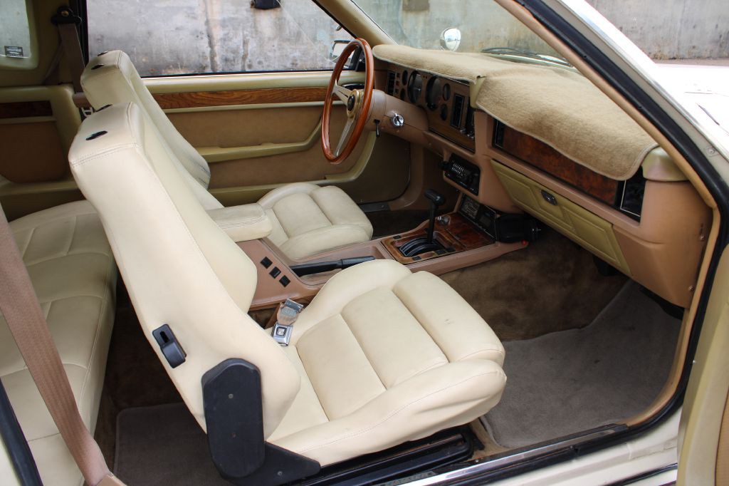 1984 Ford Mustang Image 10