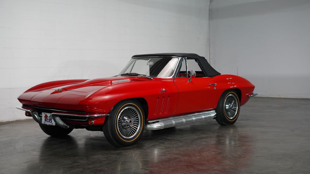 1965 Chevrolet Corvette Image 7
