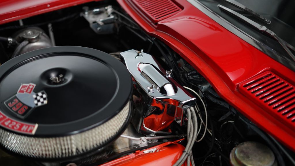 1965 Chevrolet Corvette Image 23