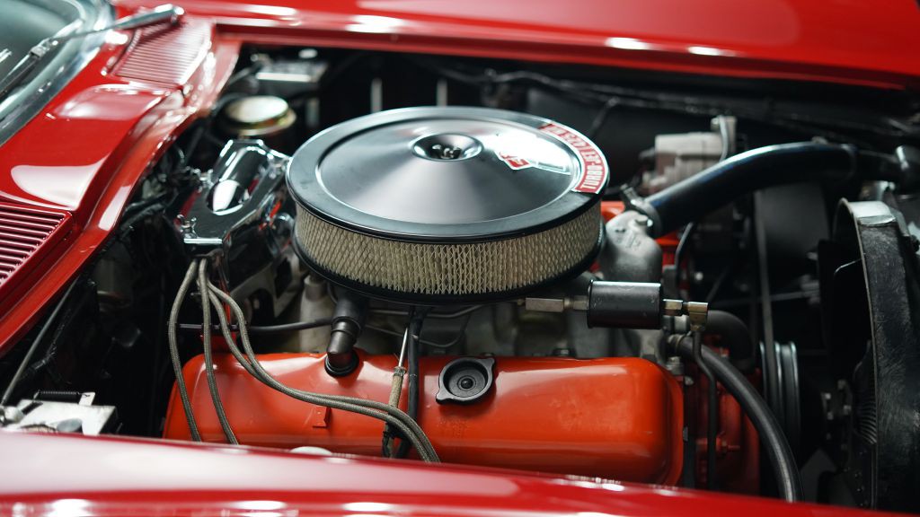 1965 Chevrolet Corvette Image 24