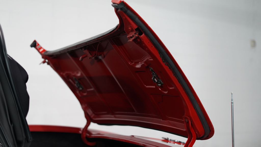 1965 Chevrolet Corvette Image 27