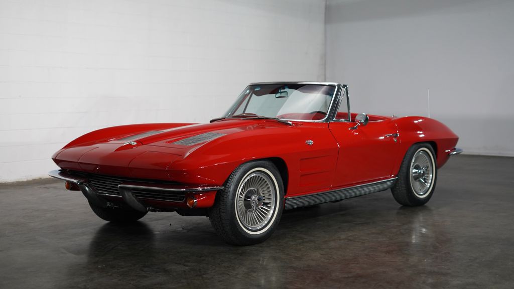 1963 Chevrolet Corvette Image 1