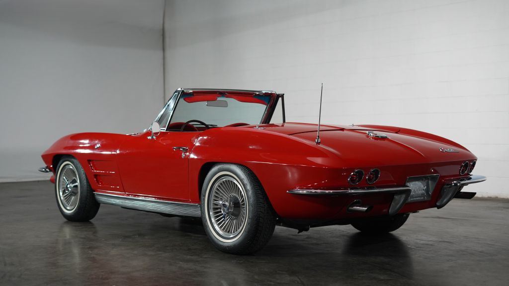 1963 Chevrolet Corvette Image 3