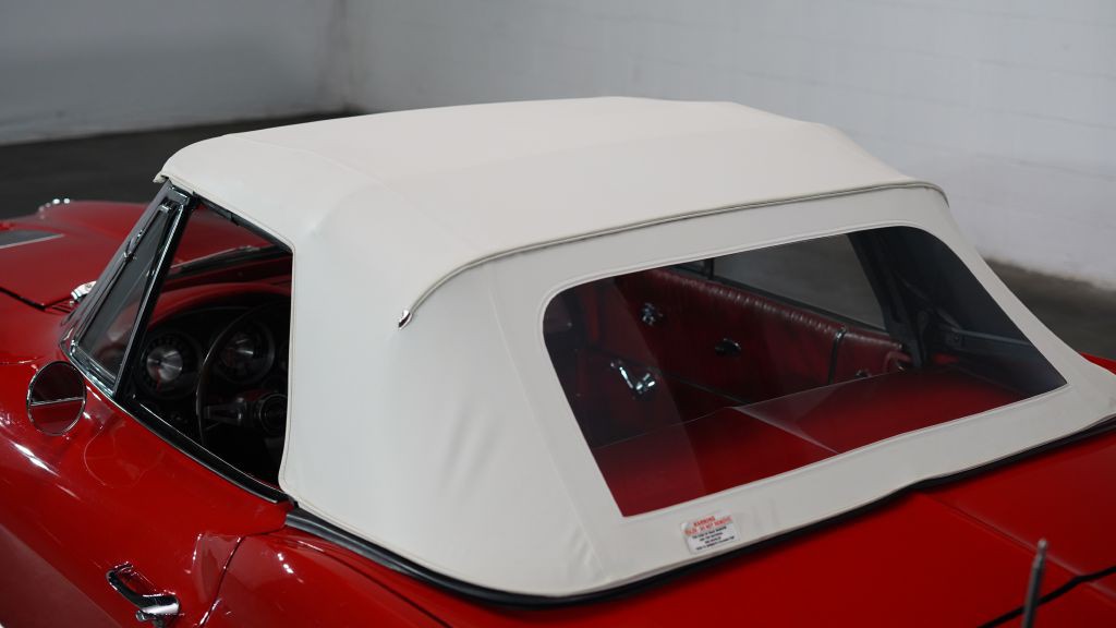 1963 Chevrolet Corvette Image 25