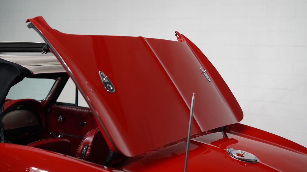 1963 Chevrolet Corvette Image 29