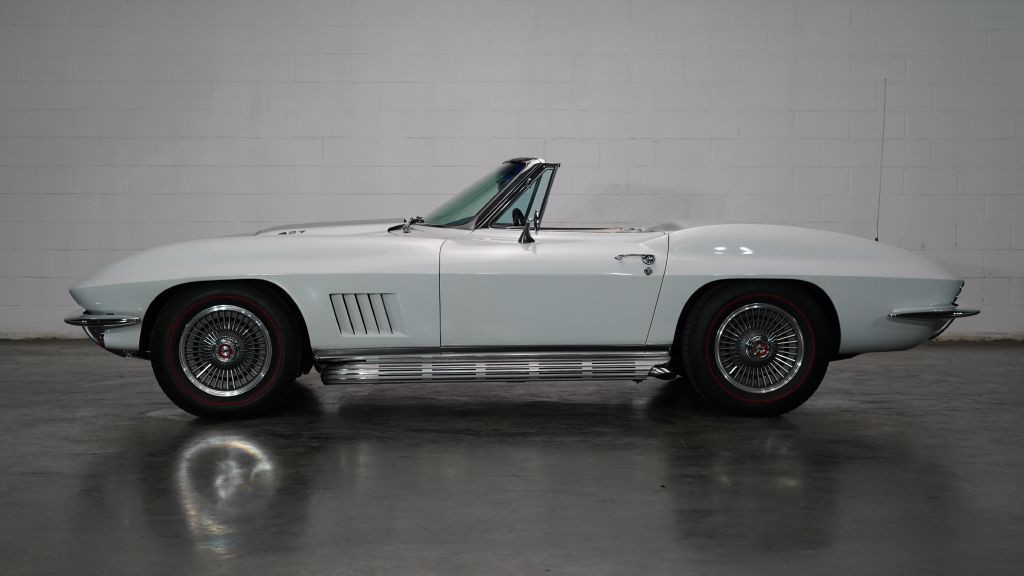 1967 Chevrolet Corvette Image 2