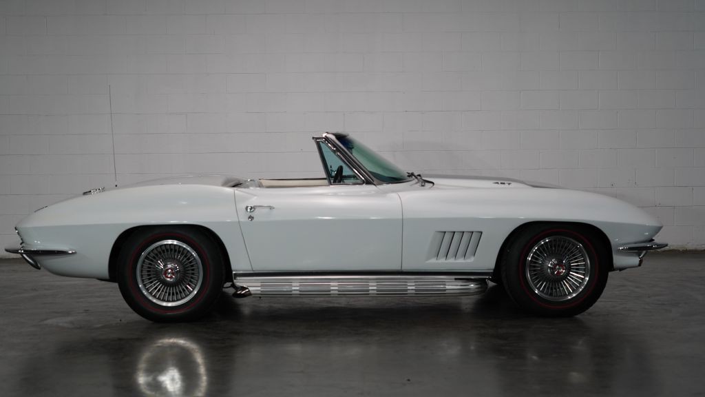 1967 Chevrolet Corvette Image 5
