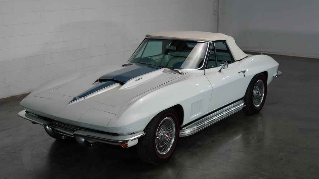 1967 Chevrolet Corvette Image 11