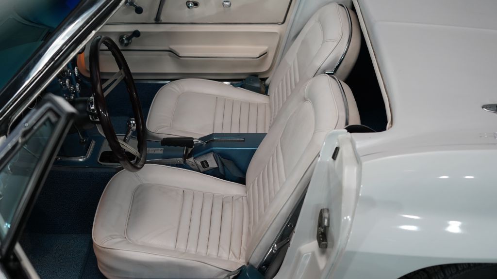 1967 Chevrolet Corvette Image 15