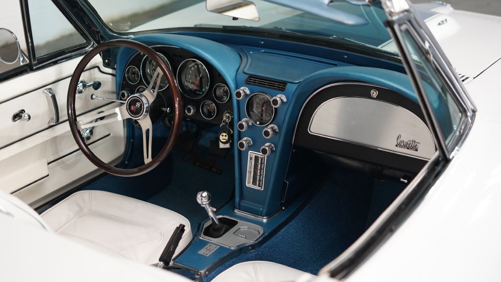 1967 Chevrolet Corvette Image 17