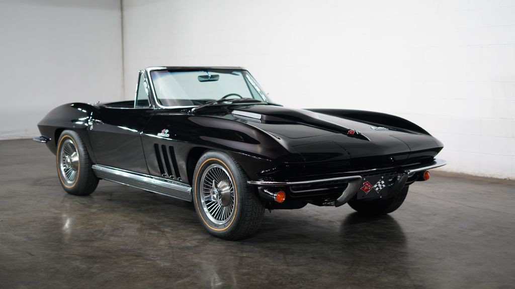 1966 Chevrolet Corvette Image 6