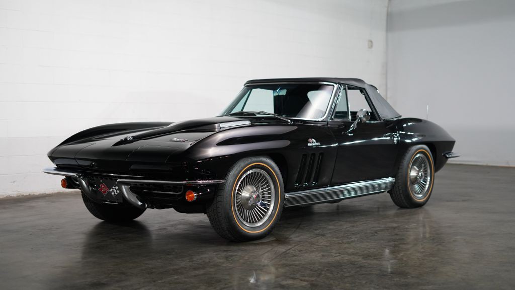 1966 Chevrolet Corvette Image 7