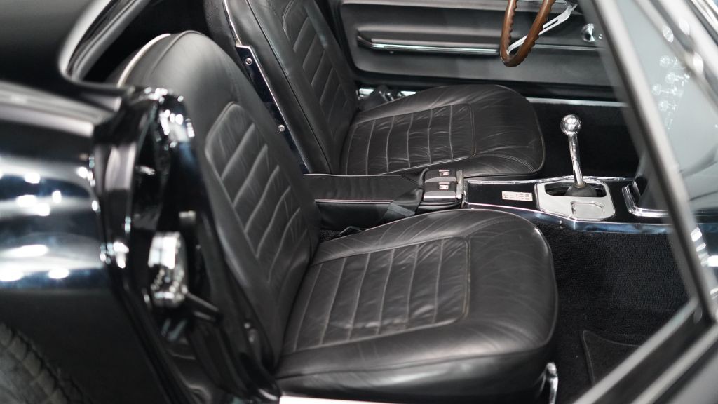 1966 Chevrolet Corvette Image 18