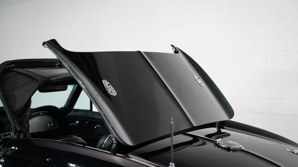 1966 Chevrolet Corvette Image 26