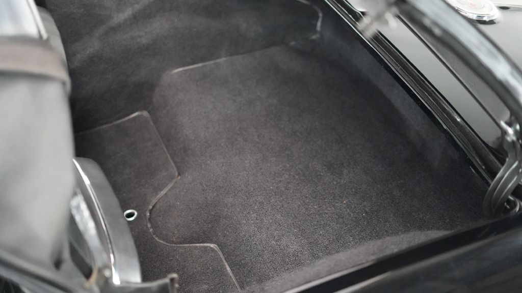 1966 Chevrolet Corvette Image 29