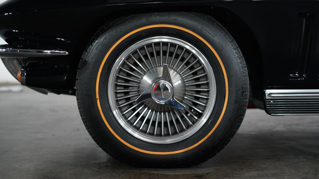 1966 Chevrolet Corvette Image 31
