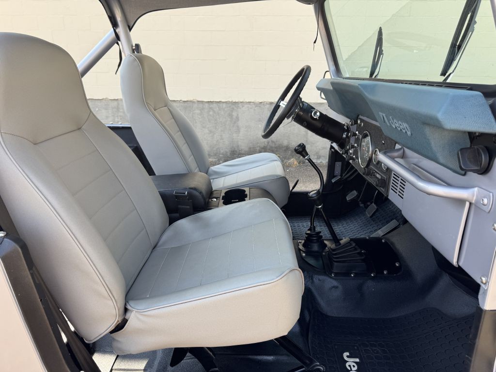 1983 Jeep Renegade Image 15