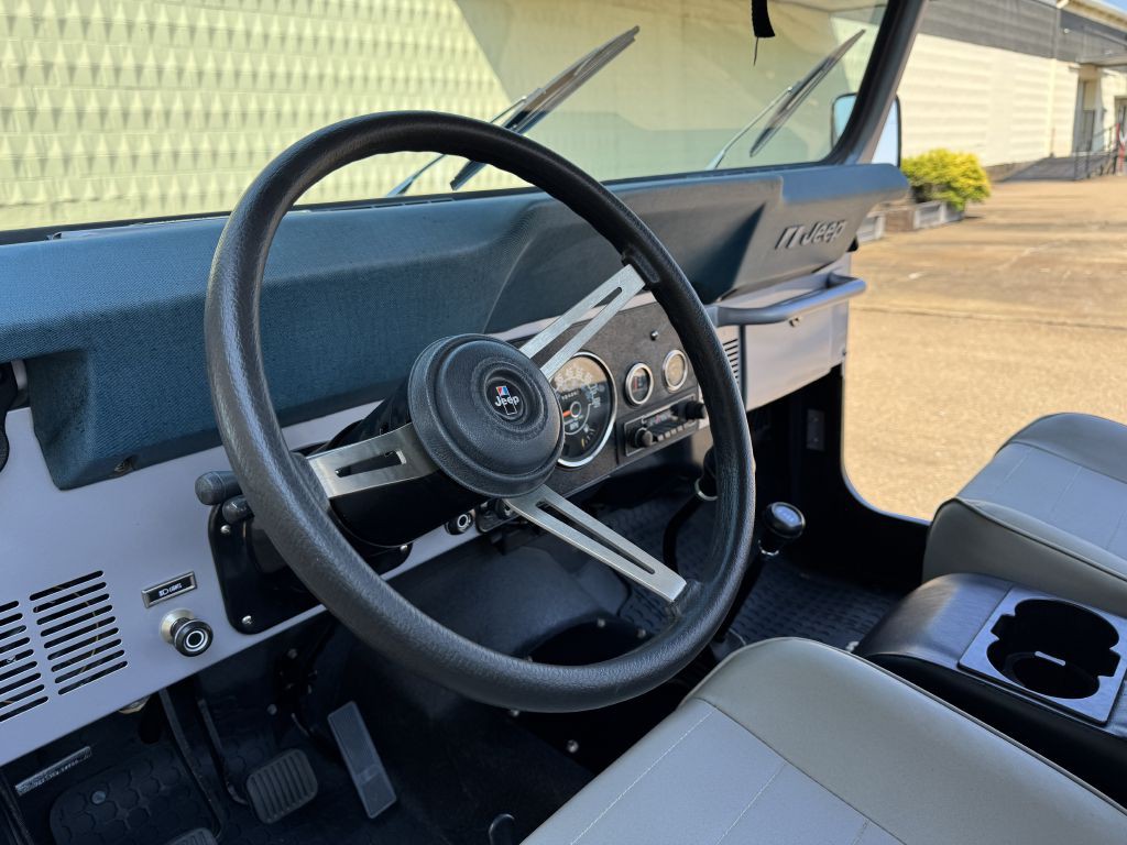 1983 Jeep Renegade Image 20